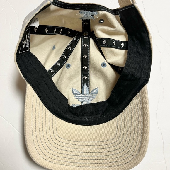 Adidas denim look adjustable back hat - Picture 3 of 6